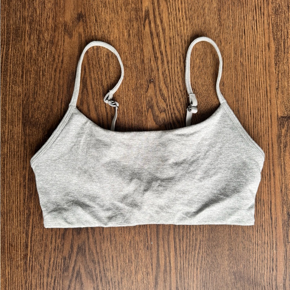 Vuori Light Gray Crop Top Halo Essential Bra